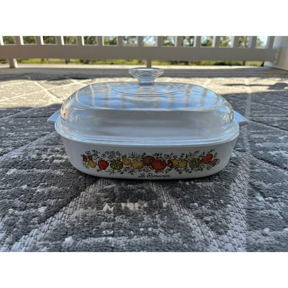 Vintage Corningware Baking Dish - Picture 5 of 9